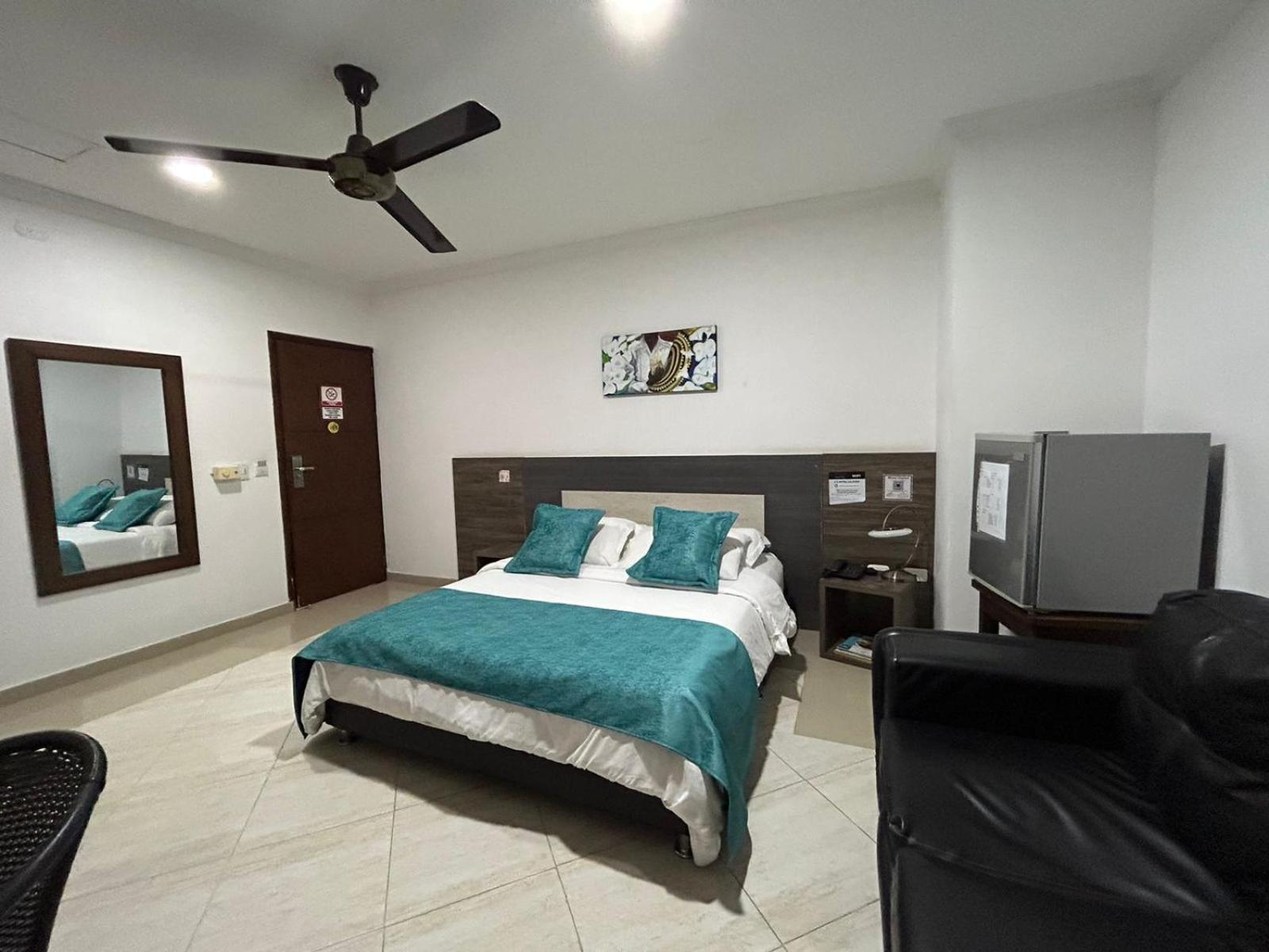 Hotel La Casa 1 Montería Dış mekan fotoğraf